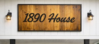 1890 House 1-bedroom Log Cabin in Stillwater