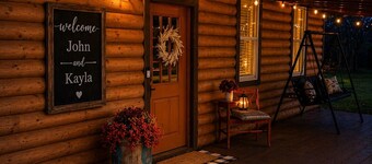 1890 House 1-bedroom Log Cabin in Stillwater