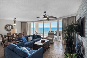 TV - Oceanfront Views - Relax, Unwind & Enjoy With Free Beach Chair Service (Panama City Beach)