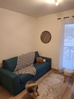 Apartment | Living area - Alpine Nook in the Heart of Allos (Allos)