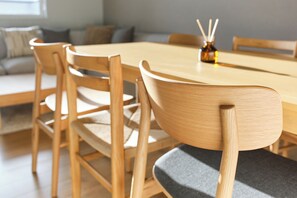 Comfort Condo, 2 Bedrooms, Non Smoking | In-room dining - Higashikawa Hinna (Higashikawa)