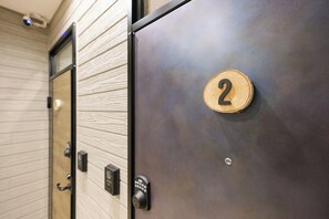 Entrada al alojamiento