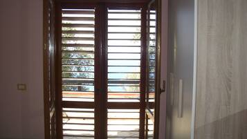 Appartamento, 2 camere da letto, fumatori, patio | 2 camere