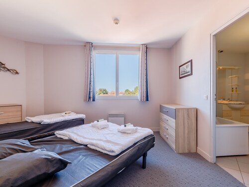 Stay Steps From the Atlantic Sands