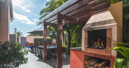 Casa dos Francelhos by Atlantic Holiday