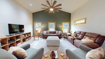 Smart-TV, DVD-Player, Bücher