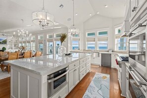 Fridge, microwave, oven, stovetop - Beachfront | Swim Spa | Private Bowling Alley (Crystal Beach)