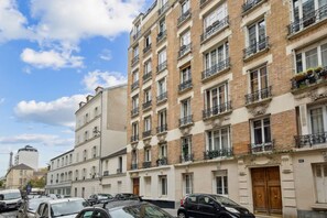 Exterior - Paris Studio near Eiffel Tower - Metro access 6/8/12 (Paris)