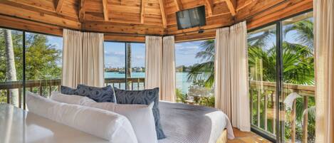 5 soverom, strykejern/-brett, wi-fi (inkludert) og sengetøy