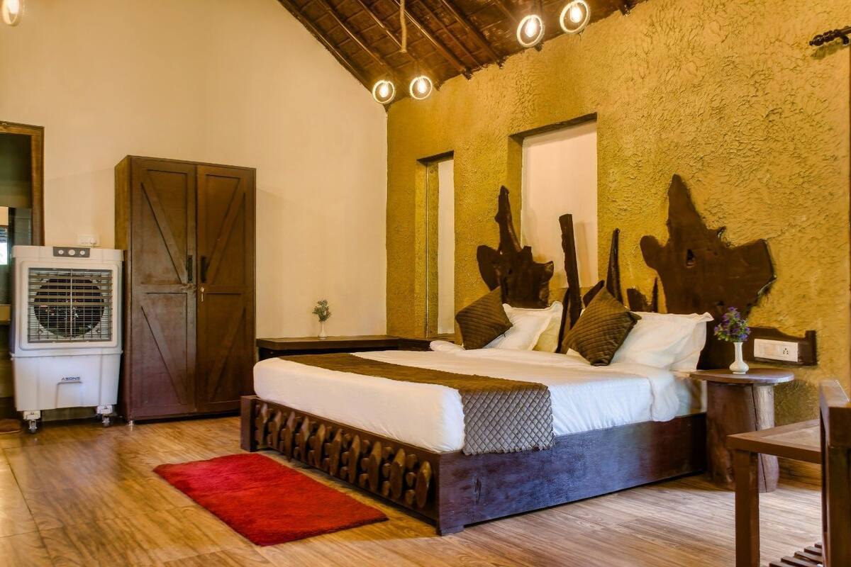 Cottage, Balcony, Garden View