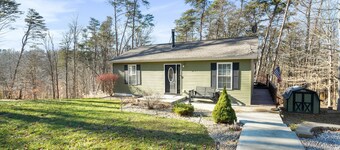 Evergreen Grove | Hocking Hills, Hot Tub, Firepit