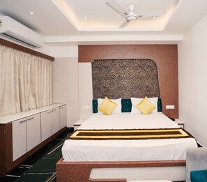 华丽客房 | 免 费 WiFi