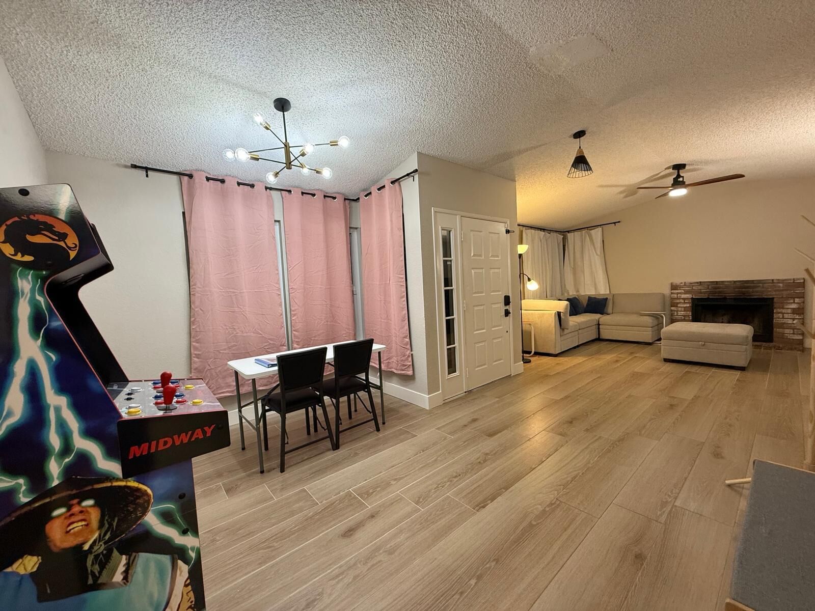 Spielezimmer