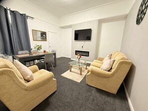 TV - Cosy Bungalow house in the centre of Sunderland (Sunderland)