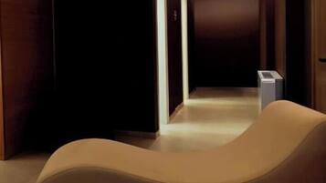 Couples treatment room(s), Turkish bath/hammam, body treatments