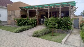 Bahagian luar