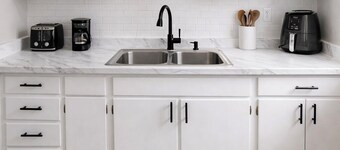 Cozy 2BR in Lake Worth - Near Beach - Downtown - Full Kitchen