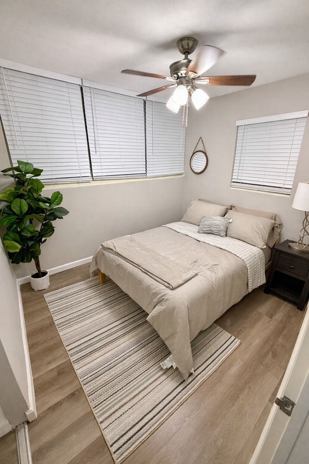 2 sovrum, strykjärn/strykbräda, wi-fi och sängkläder