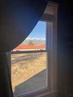 Comfort Room, Mountain View | Interior