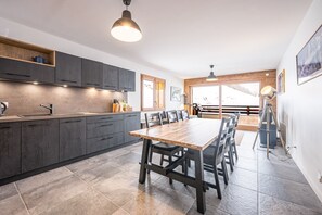 Dining - Chalet Angelus C201 - Two Bedroom Apartment, Sleeps 5 (Saint-Jean-de-Sixt)