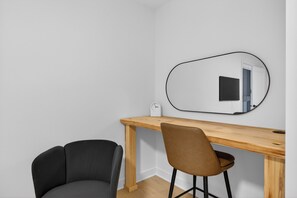 Kondominium Superior, pemandangan gunung | Didekorasi berbeda-beda dan dilengkapi dengan perabotan berbeda-beda