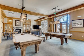 Game room - ★★ KEYSTONE CONDO ★★ Ski in/out - RiverRun Village 1BD 1BA (Keystone)