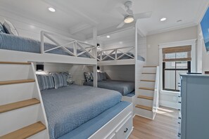 4 bedrooms, iron/ironing board, free WiFi, bed sheets - New Luxury Home, Private Pool, Elevator, Ocnfrnt Pool Access, Easy Beach Access (Ocean Isle Beach)