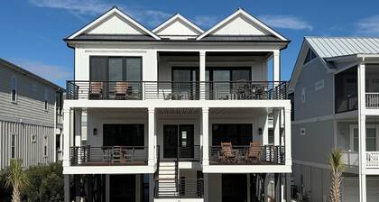 Beautiful New Home Private Pool Elevator, Ocnfrnt Pool Access, Easy Beach Access