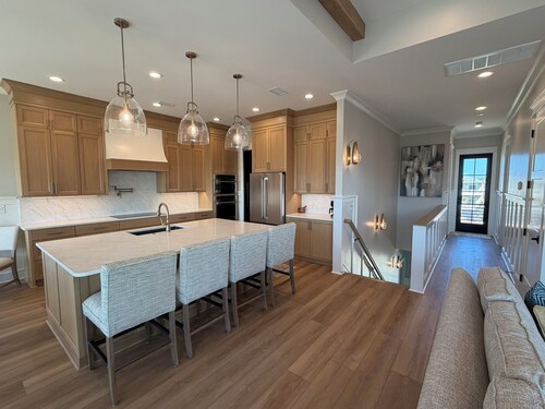 New Luxury Home, Private Pool, Elevator, Ocnfrnt Pool Access, Easy Beach Access