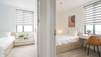 Bàn, khu vực làm việc phù hợp cho laptop