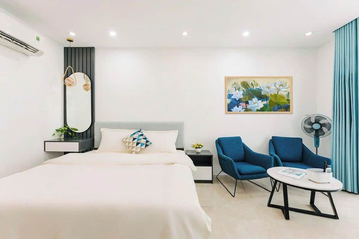 Superior Apartment, 1 Queen Bed, Balcony, Courtyard View | Living area | 43-inch Smart TV with cable channels