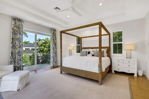 3 bedrooms, iron/ironing board, WiFi, bed sheets - EverHouse at The Moorings (Naples)