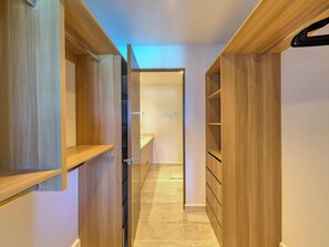 Interior - Luxury Oceanfront Apartment at Yucalpeten Marina Resort  - Yucatan Home Rentals (Progreso)