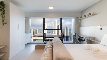 Apartment | 1 bedroom, blackout drapes, iron/ironing board, WiFi (free)