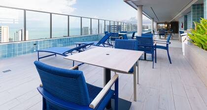 Icon Housi in Boa Viagem New 300m From the Sea By Carpediem