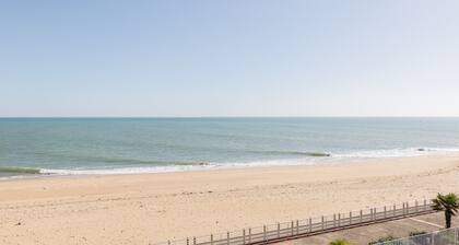 Escape Near Local Bistros and Pier