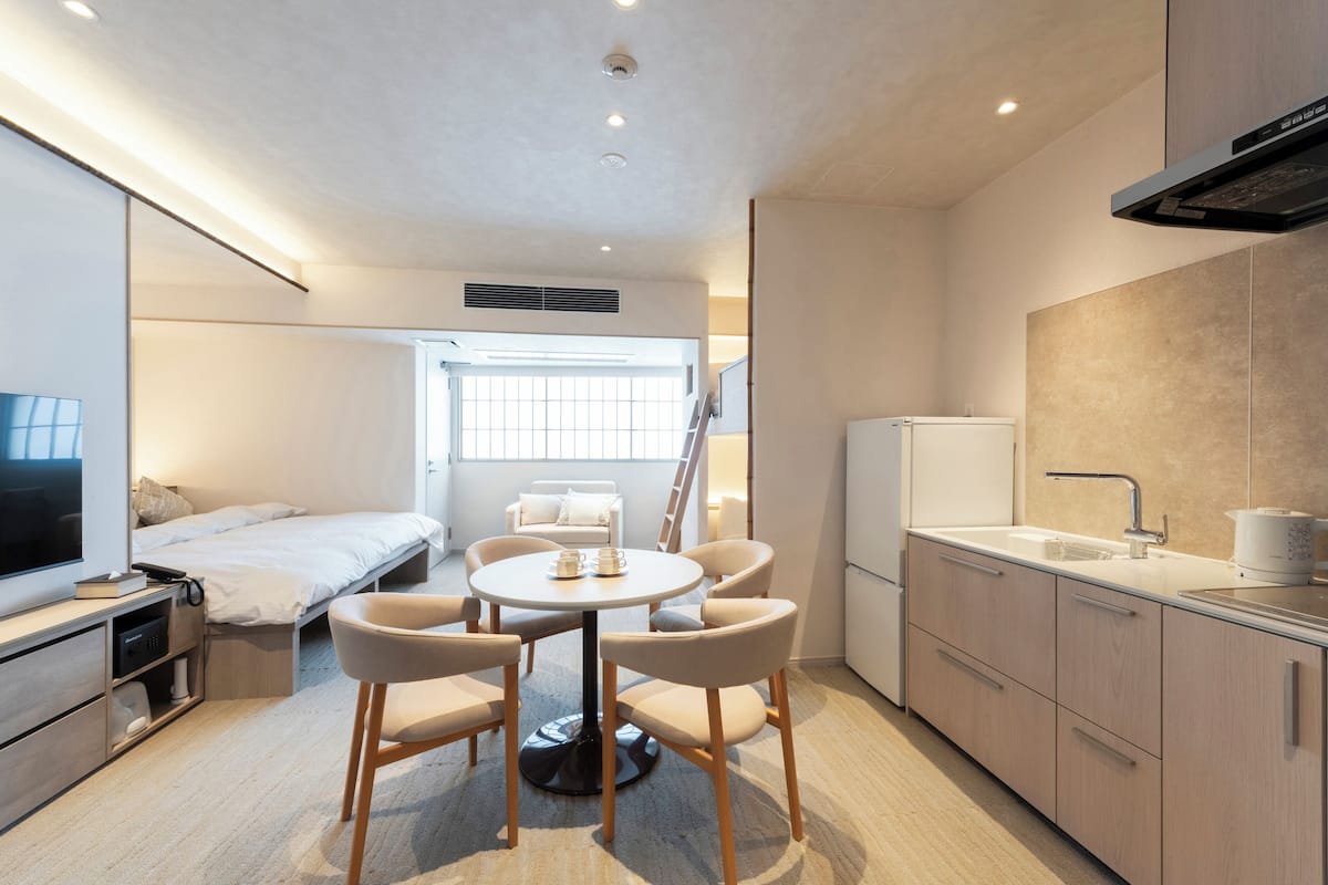 Standard Apartment | In-room safe, laptop workspace, iron/ironing board, WiFi (free)