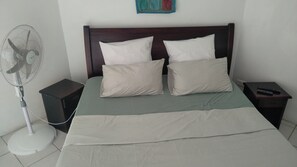 3 Schlafzimmer, Bügeleisen/Bügelbrett, kostenloses WLAN, Bettwäsche