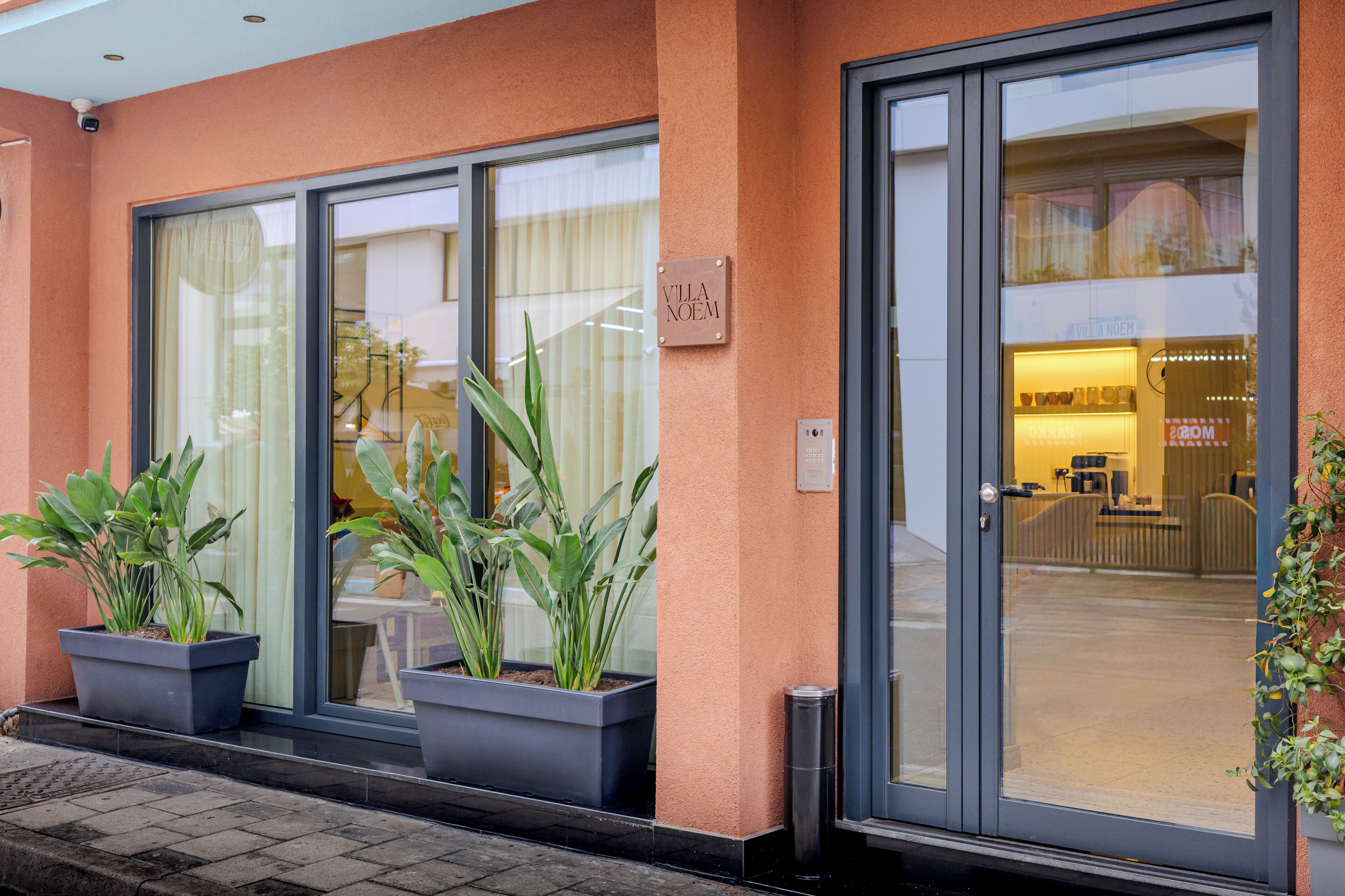 Fachada de la propiedad