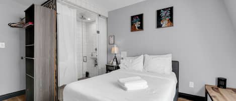 Classic Studio | Free WiFi