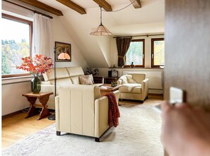 Apartment | Living room - Wohnung im Malerischen Elkeringhausen (Winterberg)