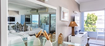 Clifton Escape - Stylish Studio Near Beach by CTHA