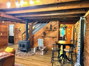 Interior - Log Cabin Retreat in the Redwoods (Eureka)