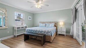 3 bedrooms, desk, free WiFi, bed sheets