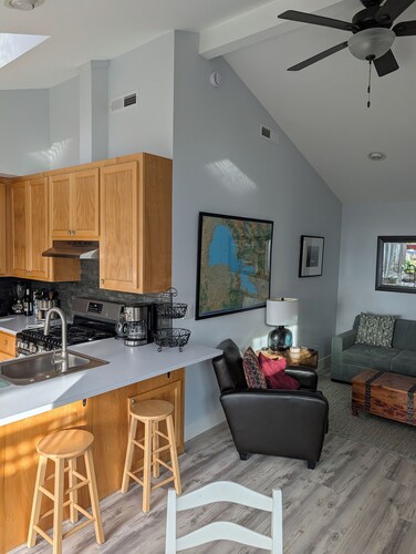 Rocky Point Cottage Lakefront 3bd 2ba