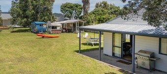 Golden Sands Retreat - Matarangi Holiday Home