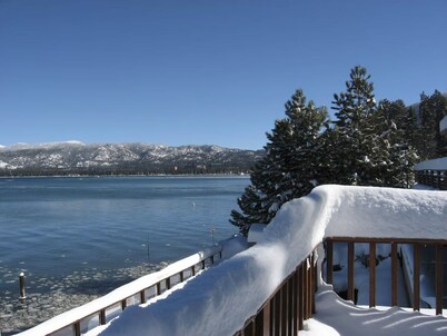 Waterfront/Lakefront Views South Lake Tahoe XMAS 26 to New Years 27 Week Unit G