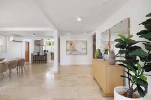 Dining - Cataño Ocean View | Coastal Living Near OSJ Ferry (Cataño)