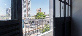Apartamento, até 6 pessoas,  105 M2, mobiliado Bairro de Fátima, Jockey.