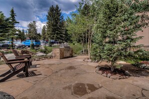 Terrace/patio - Village at Breckenridge - Peak 9 Inn Unit 4418 Ski in/out (Breckenridge)